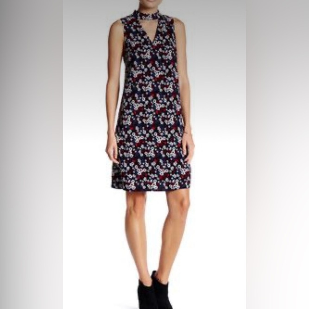 KENSIE sleeveless‎ floral shift dress